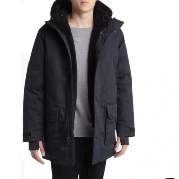 🖤 UGG Men’s Black Butte 2.0 Waterproof Down Parka Jacket SZ M NWT - Picture 1 of 9